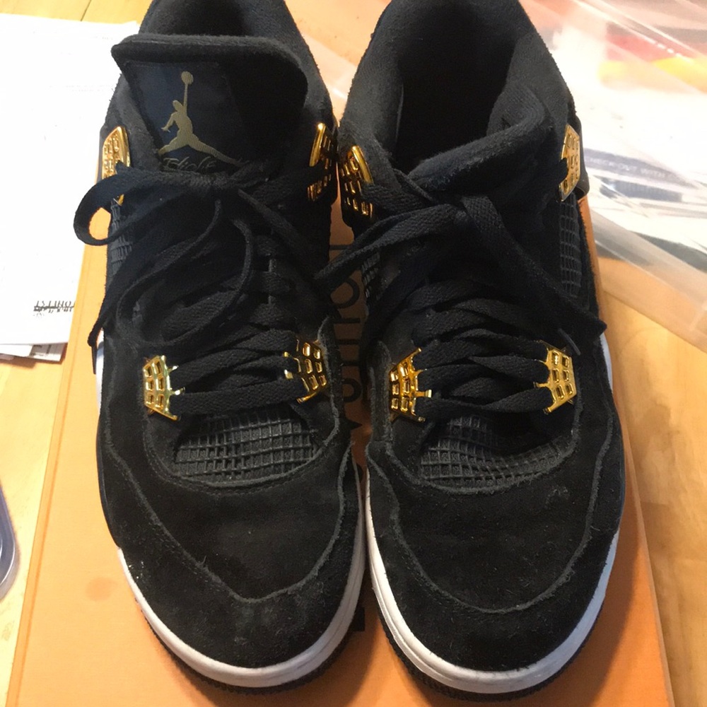 Gold Jordan’s